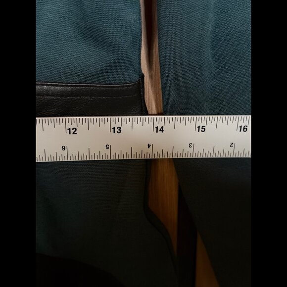 BCBG Maxazria Dress Small Womens Colorblock Suede Trim Long Sleeve Belted Fern - Picture 3 of 9